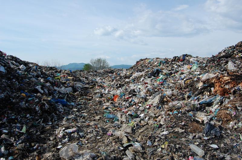 Featured image of post O suprataxare a depozitării deșeurilor amenință exploziv primăriile