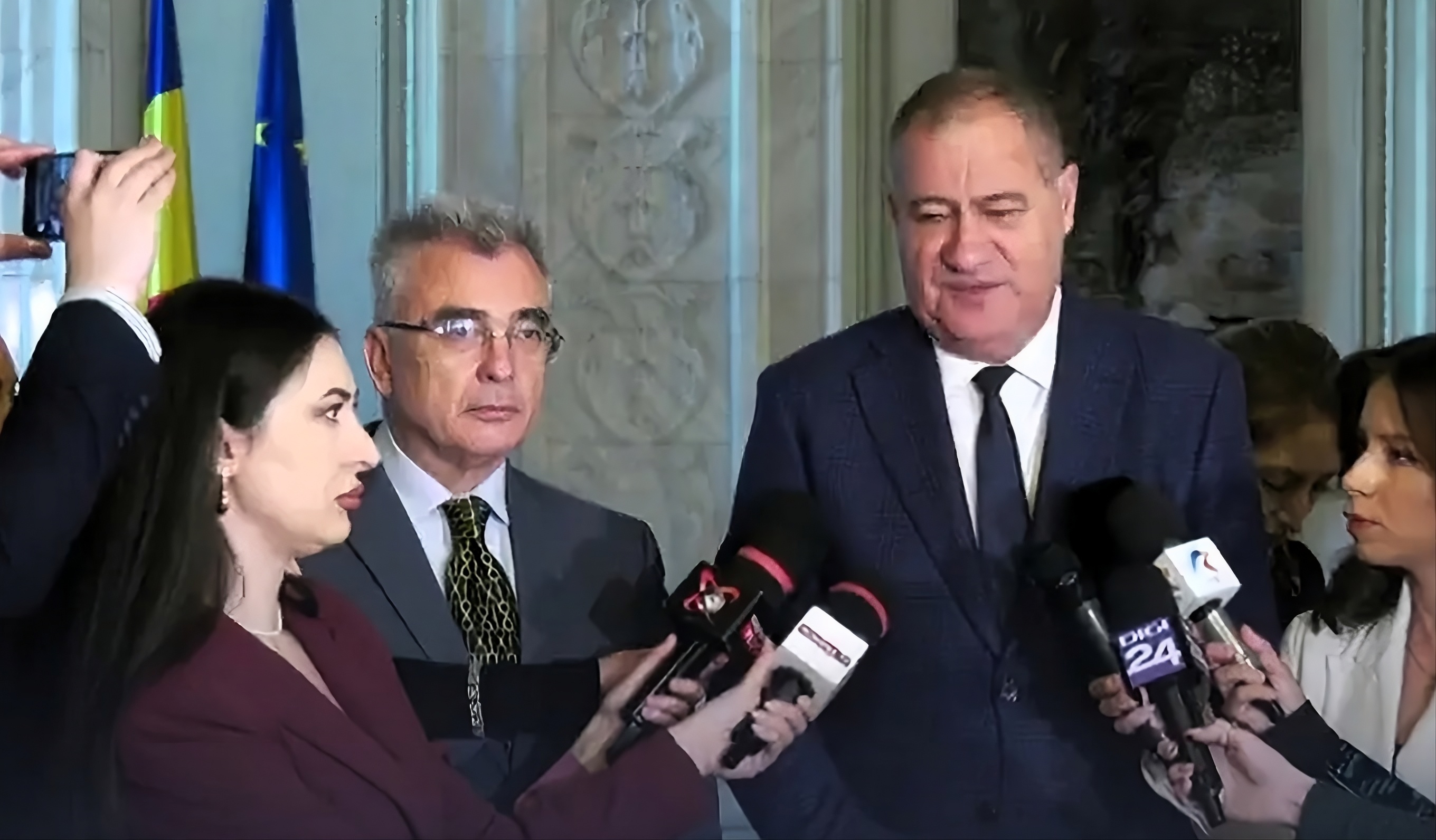 Featured image of post Și-au dat arama pe față