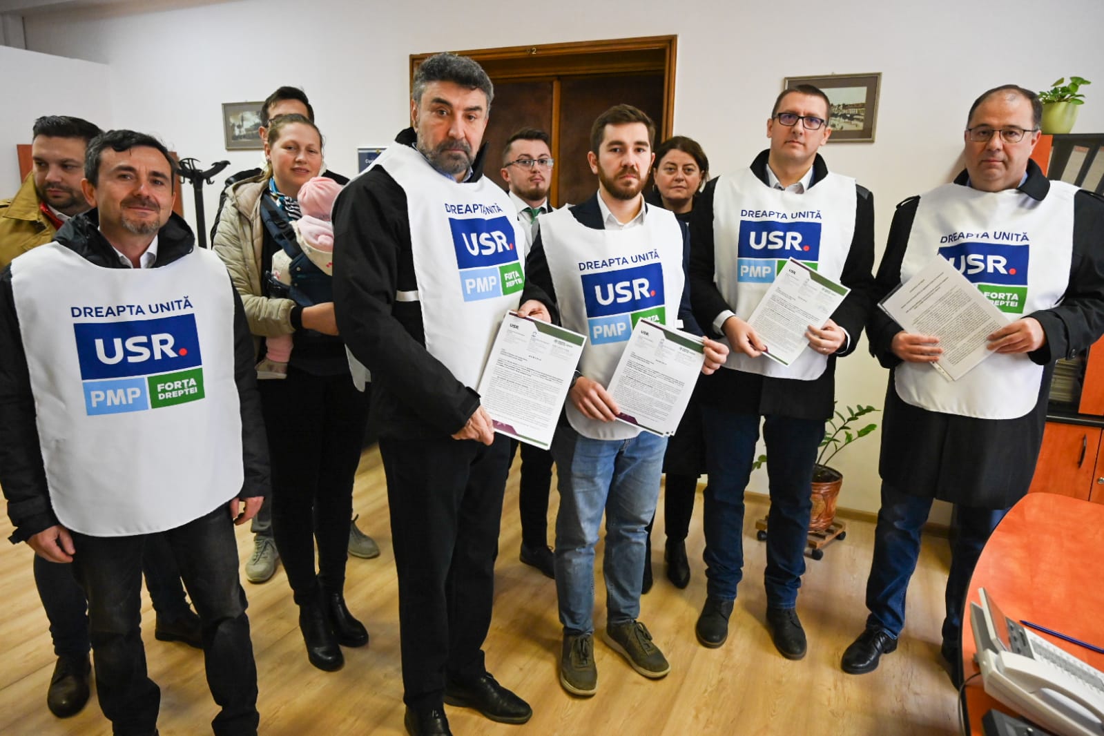 Featured image of post Ticăloșia partidului stat PCR – PSDNL 