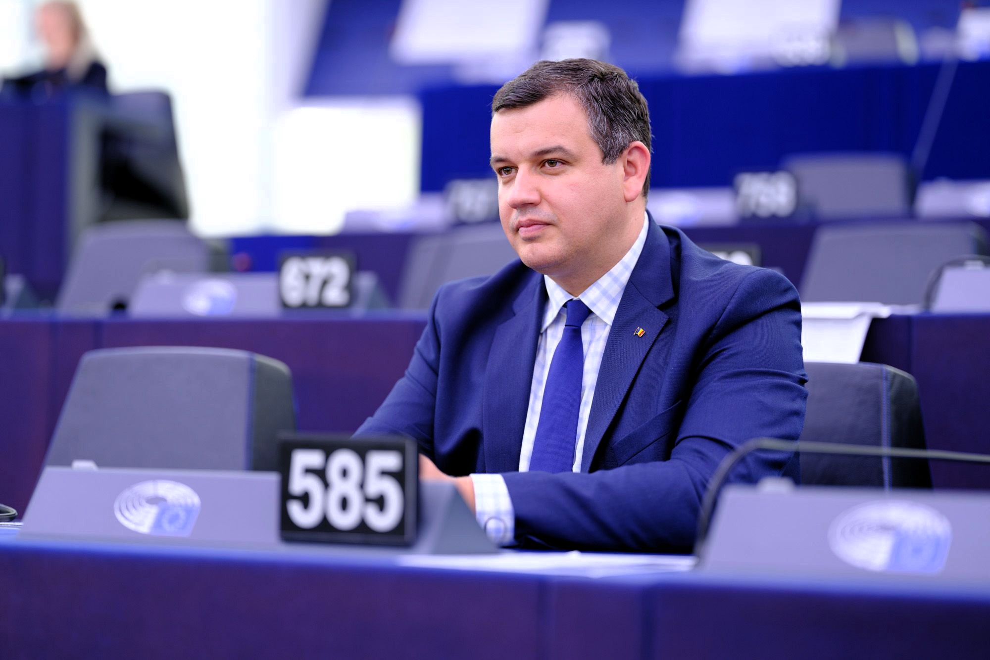 Featured image of post Un singur sat. Doi prim-miniștri ai României. Acesta este adevărul...