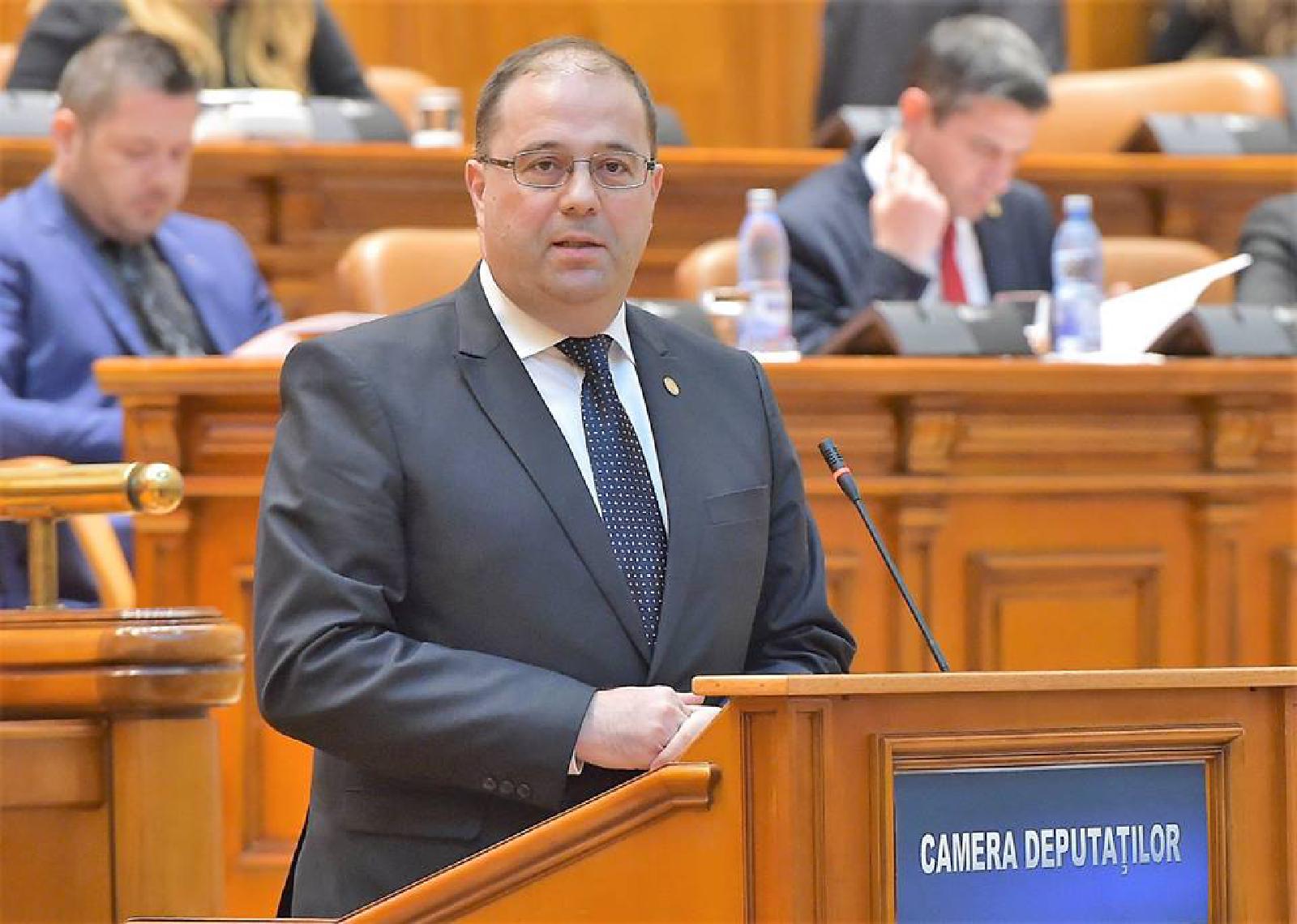 Featured image of post Școala românească se află într-o gravă derivă…