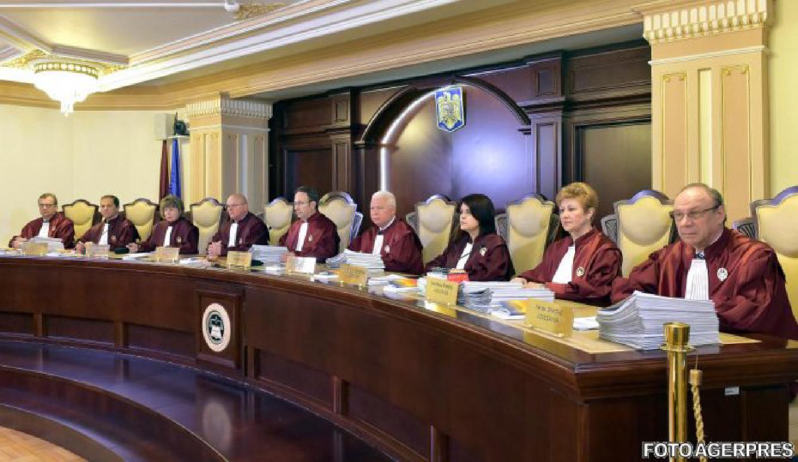 Featured image of post A înțelege nu mai pot, unde ești tu separație, cu CCR-ul tău cu tot?!