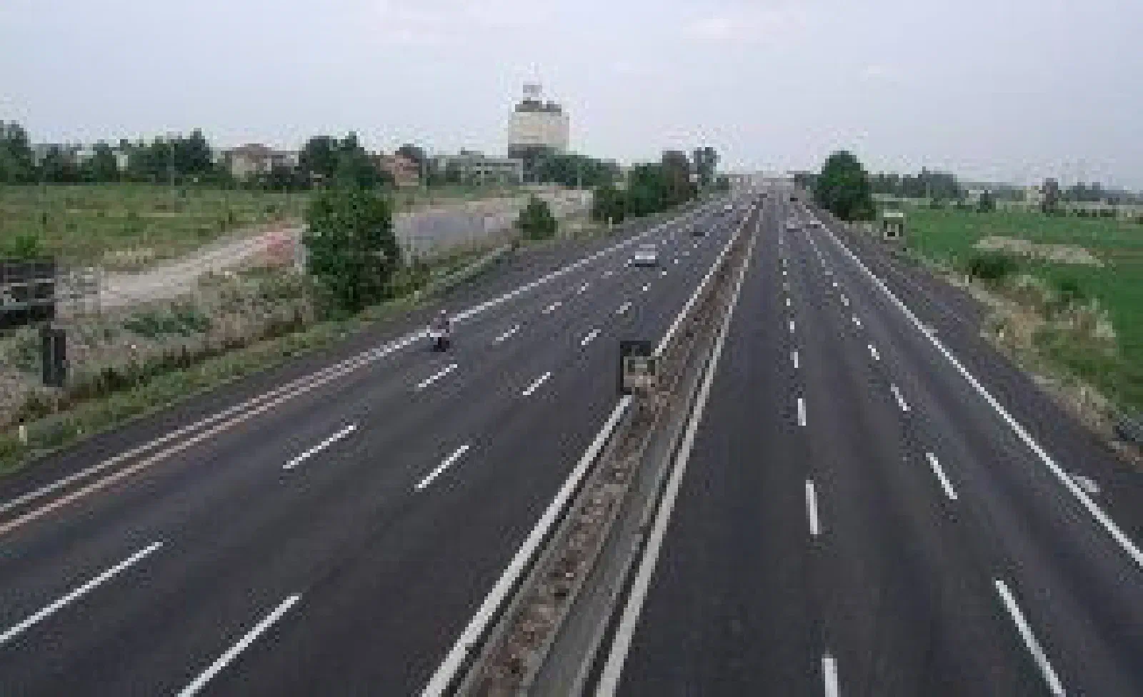 Featured image of post Autostrăzile trebuie să reprezinte prioritățile României