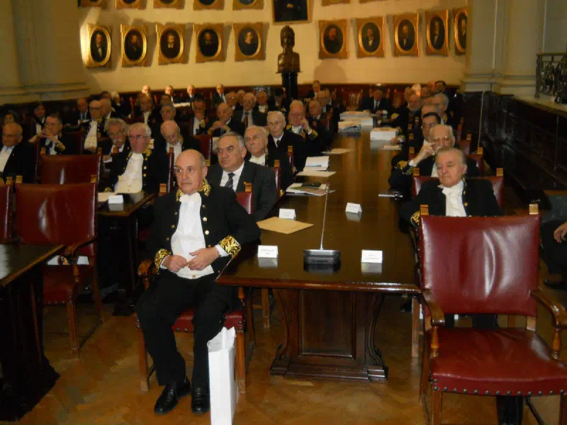 Featured image of post Când economia țării statistic „duduie”, Guvernul nu mai are bani pentru salariile celor din Academia Română…