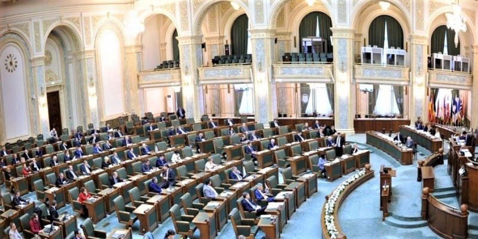 Featured image of post „Circoteca”, spectacolul și diversiunea eliminării pensiilor speciale
