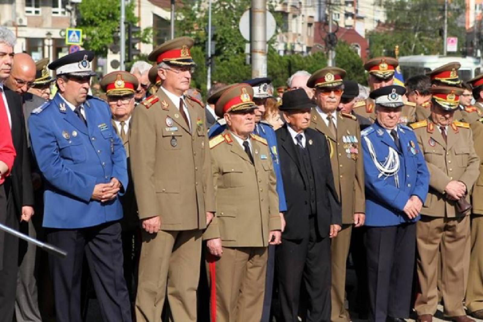 Featured image of post De ce au parte cadrele militare în rezervă de această batjocură?