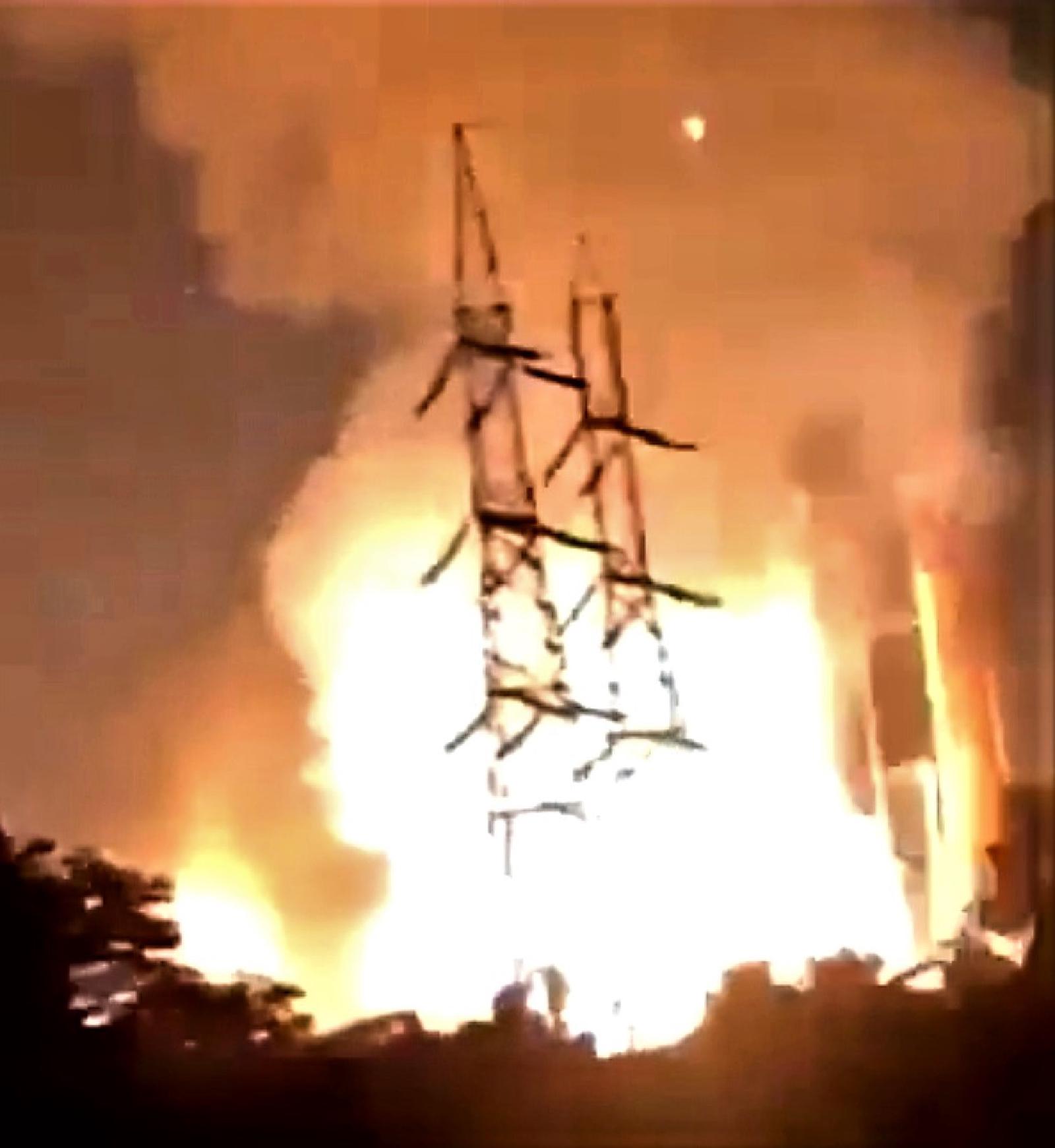 Featured image of post Orașul, pe un butoi exploziv cu amoniac