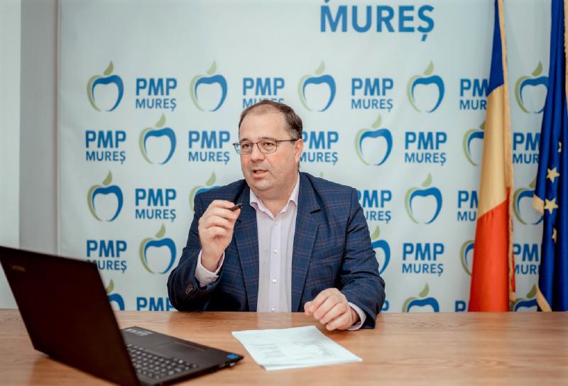 Featured image of post PACT politic la Mureș pentru reducerea la 300 a numărului de parlamentari și eliminarea pensiilor speciale