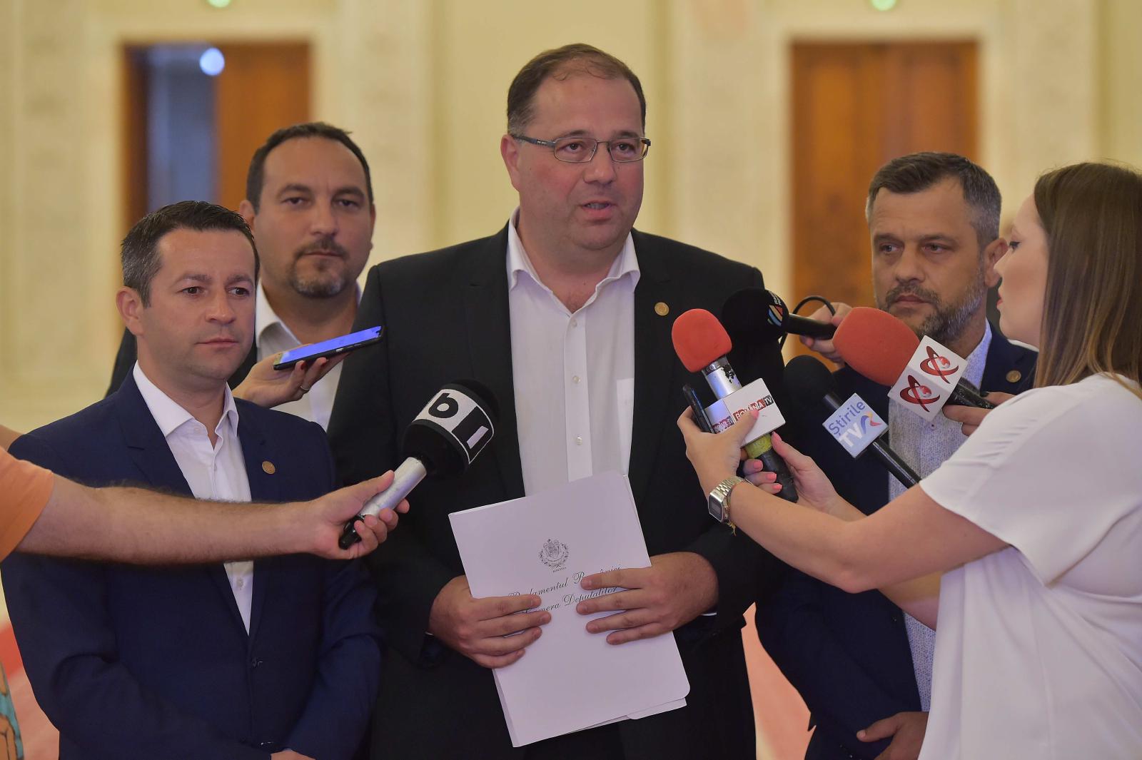 Featured image of post PMP a sesizat Avocatul Poporului în privința Codului Administrativ