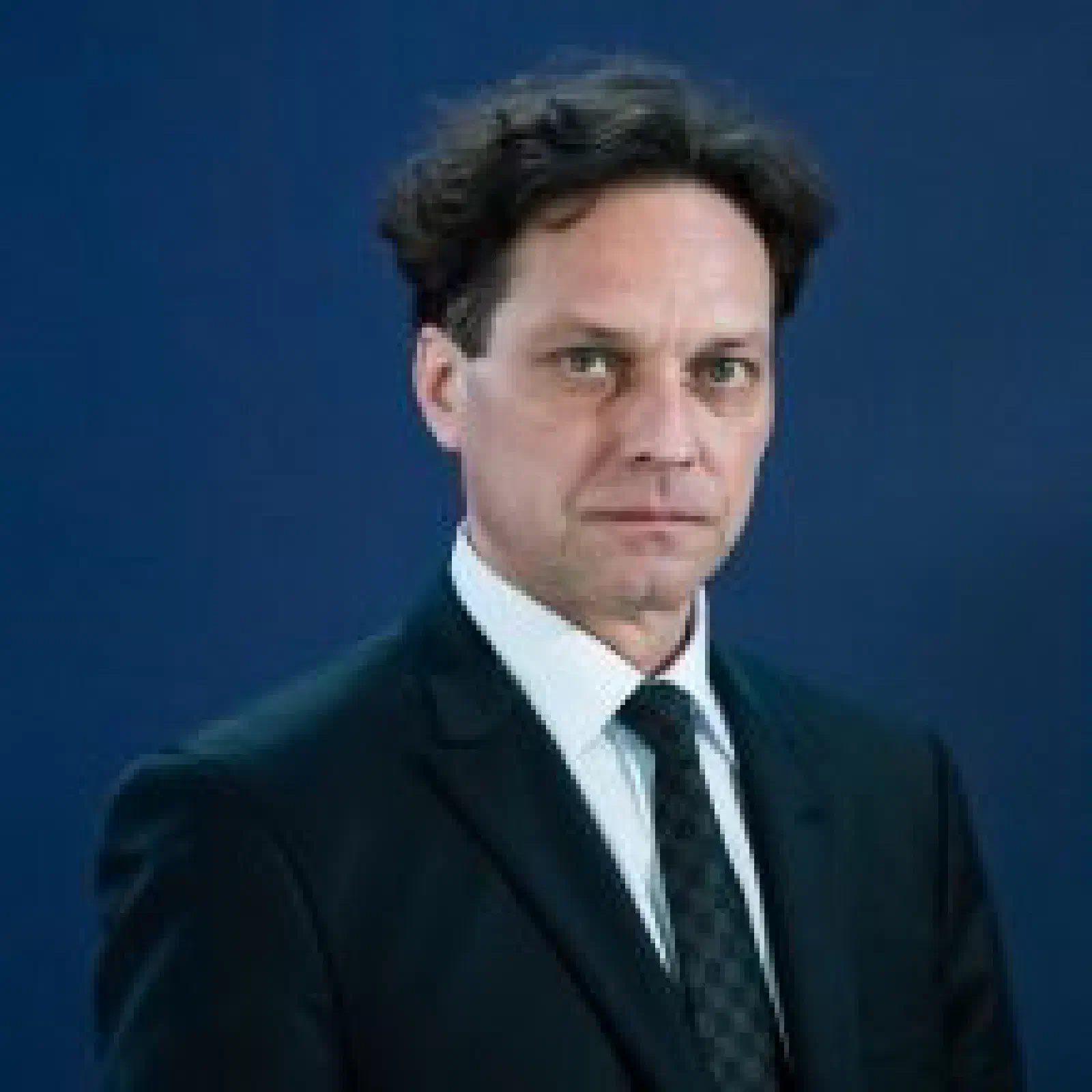 Featured image of post PMP strânge semnături pentru demitere!  Să vă fie rușine, domnule actor George Vladimir Ivașcu! Faceți de râs funcția de ministru al Culturii și Identității Naționale!