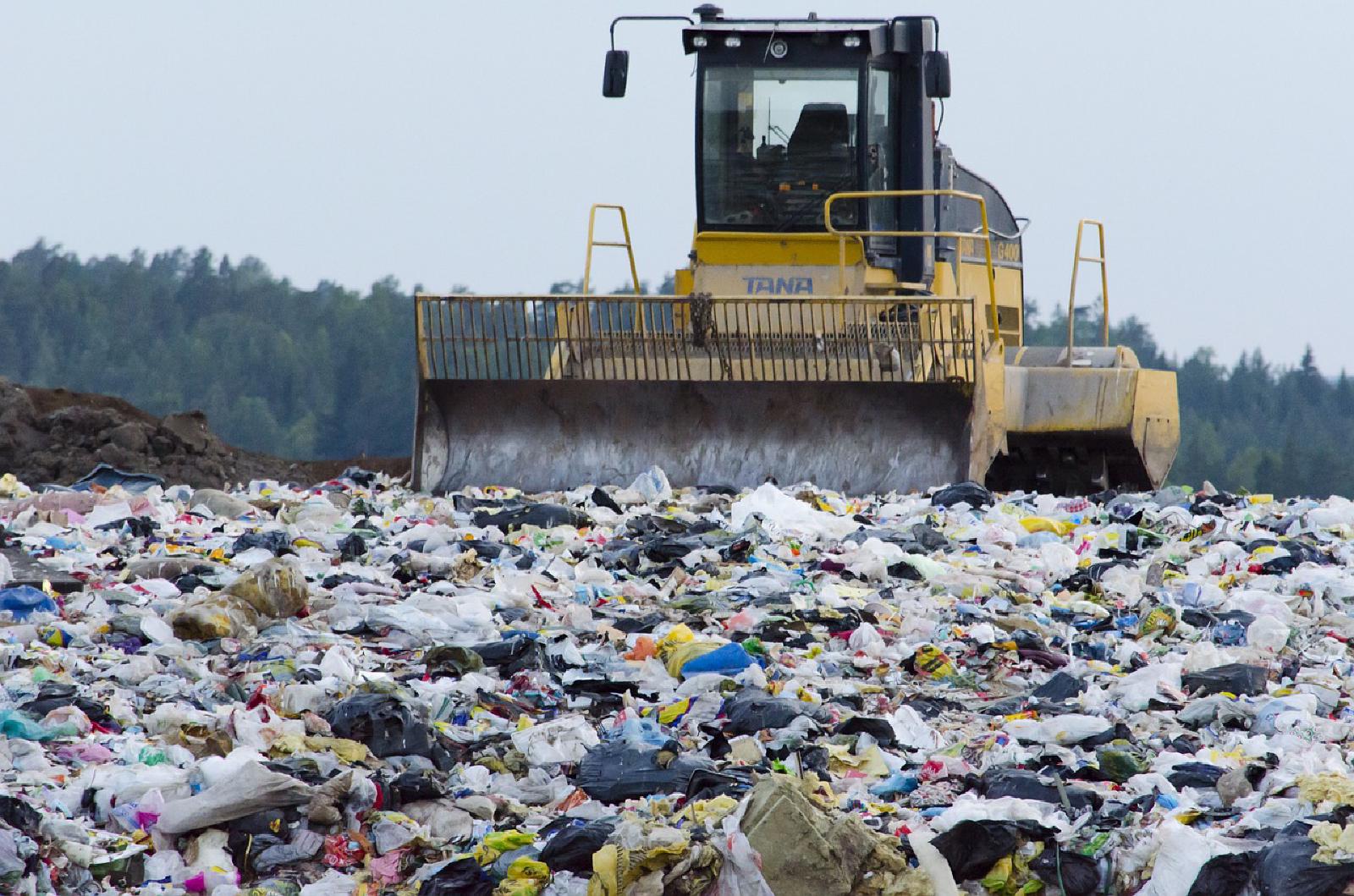 Featured image of post Proiectele de dezvoltare ale județului Mureș, în derivă… 4. Managementul deșeurilor în județul Mureș