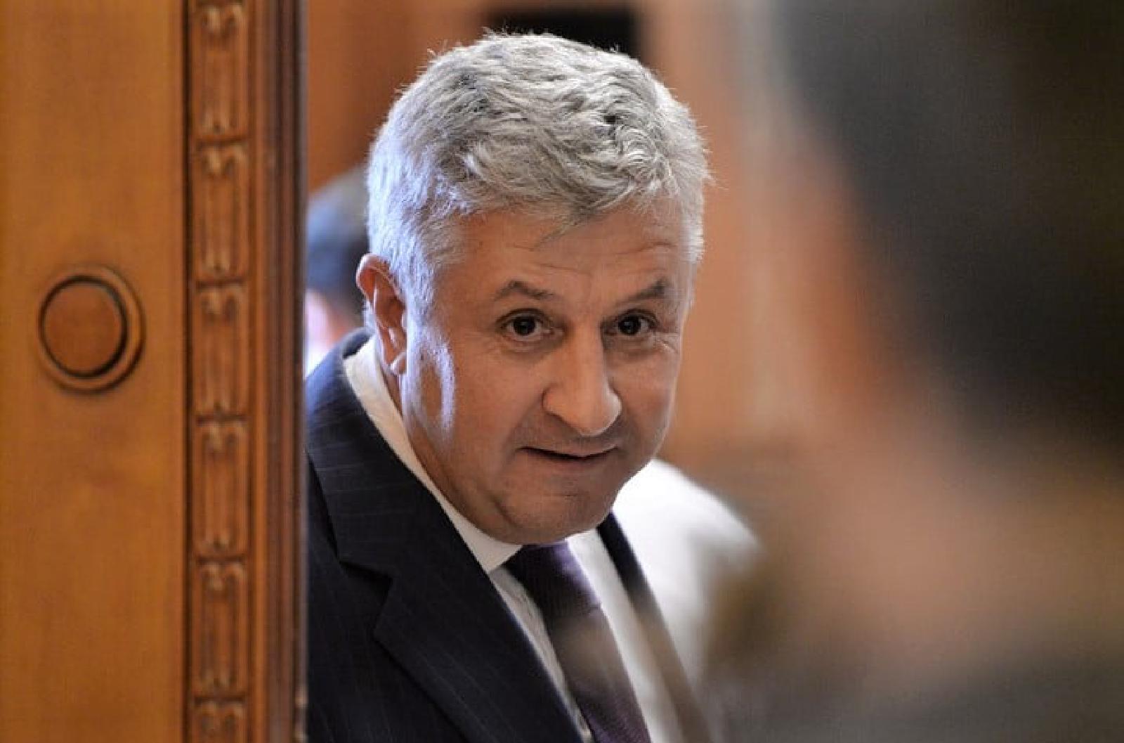 Featured image of post Rămâne cum au votat PSD+USR: Iordache președinte pe viață