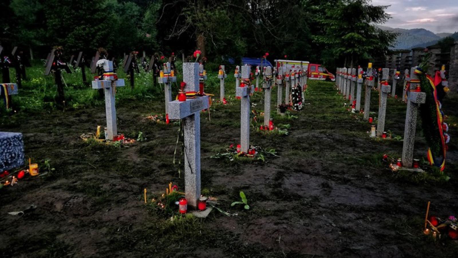 Featured image of post Sunteți deplorabili, de toată jena!