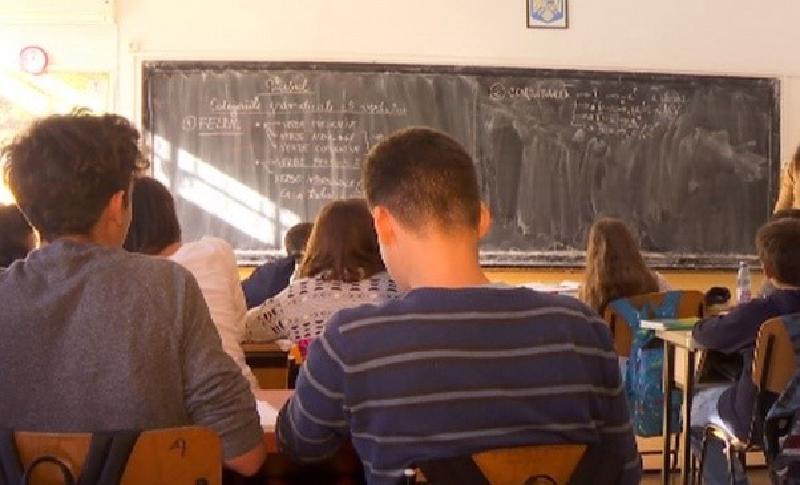 Featured image of post Testele PISA relevă un nivel de 44% al analfabetismului funcțional. Ministrul Educației spune că evaluarea nu este îngrijorătoare