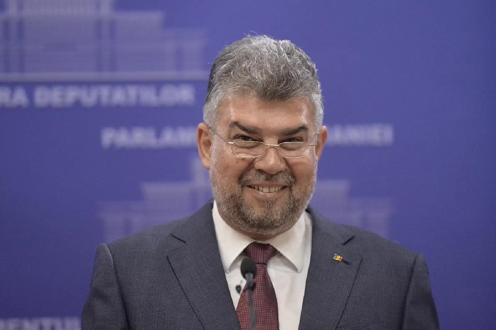 Featured image of post Imbecilitatea stă în fruntea țării