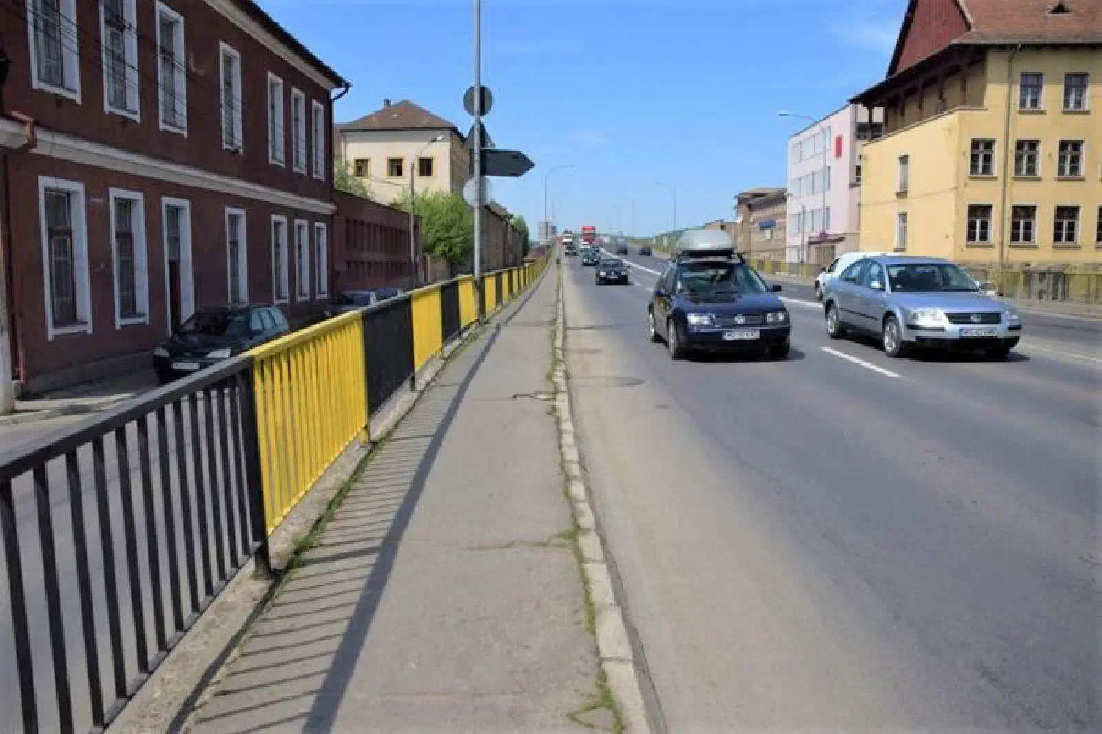 Featured image of post Fentă penelistă, o falsă problemă la Târgu-Mureș