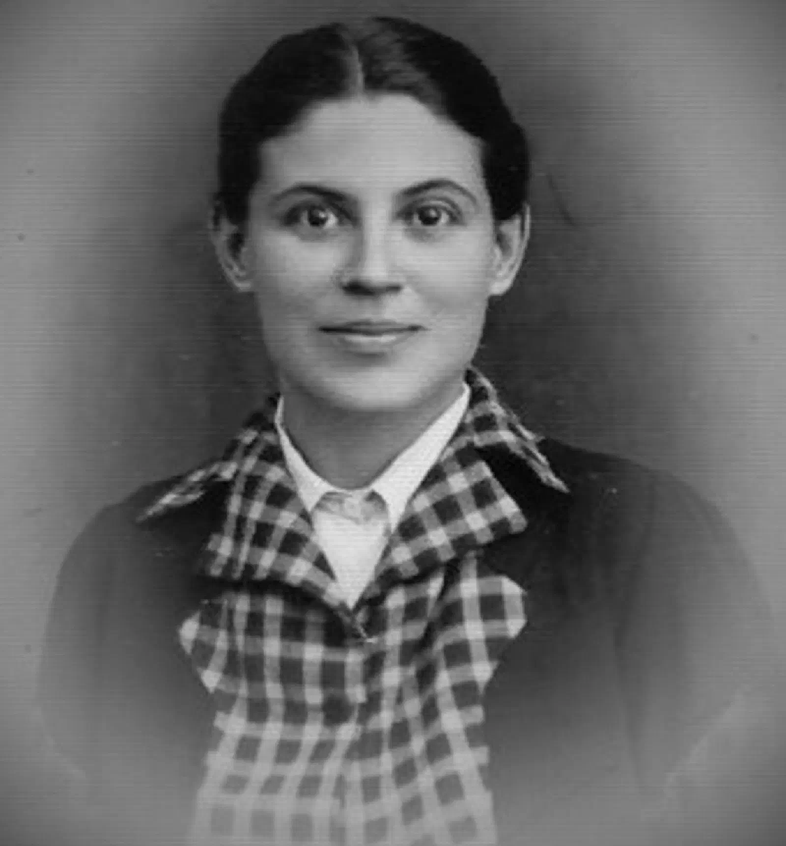Featured image of post Candela versurilor să-i rămână nestinsă...