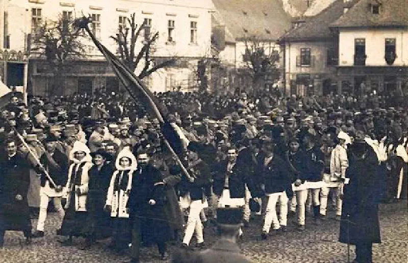 Featured image of post „Fraților! vă vine ceasul, întru care s-arătați,/ Că sunteți români de sânge, că sunteți și voi bărbați!”